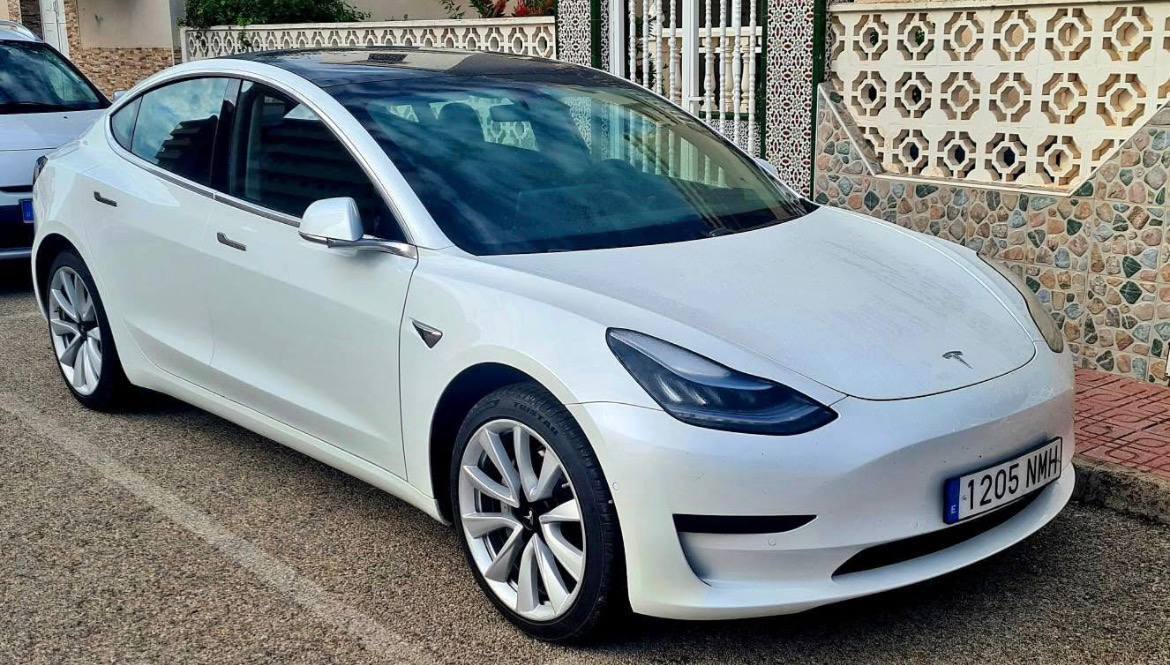 Tesla Model 3 Standard Range