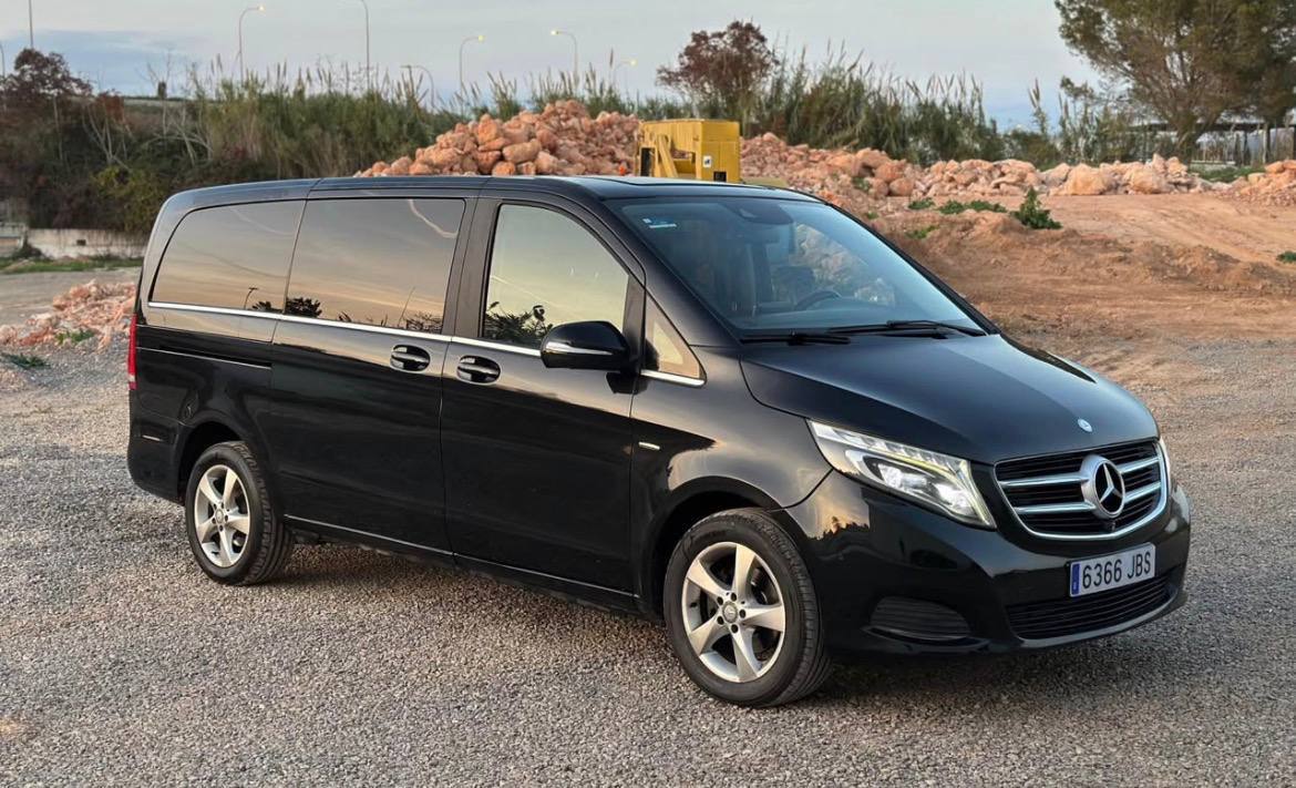 Mercedes-Benz V-Class 220 CDI Avantgarde 2014